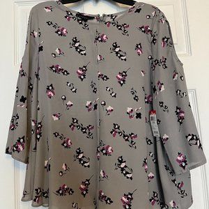 Grey Floral Print 3/4 Sleeve Blouse - Attention Brand Size M